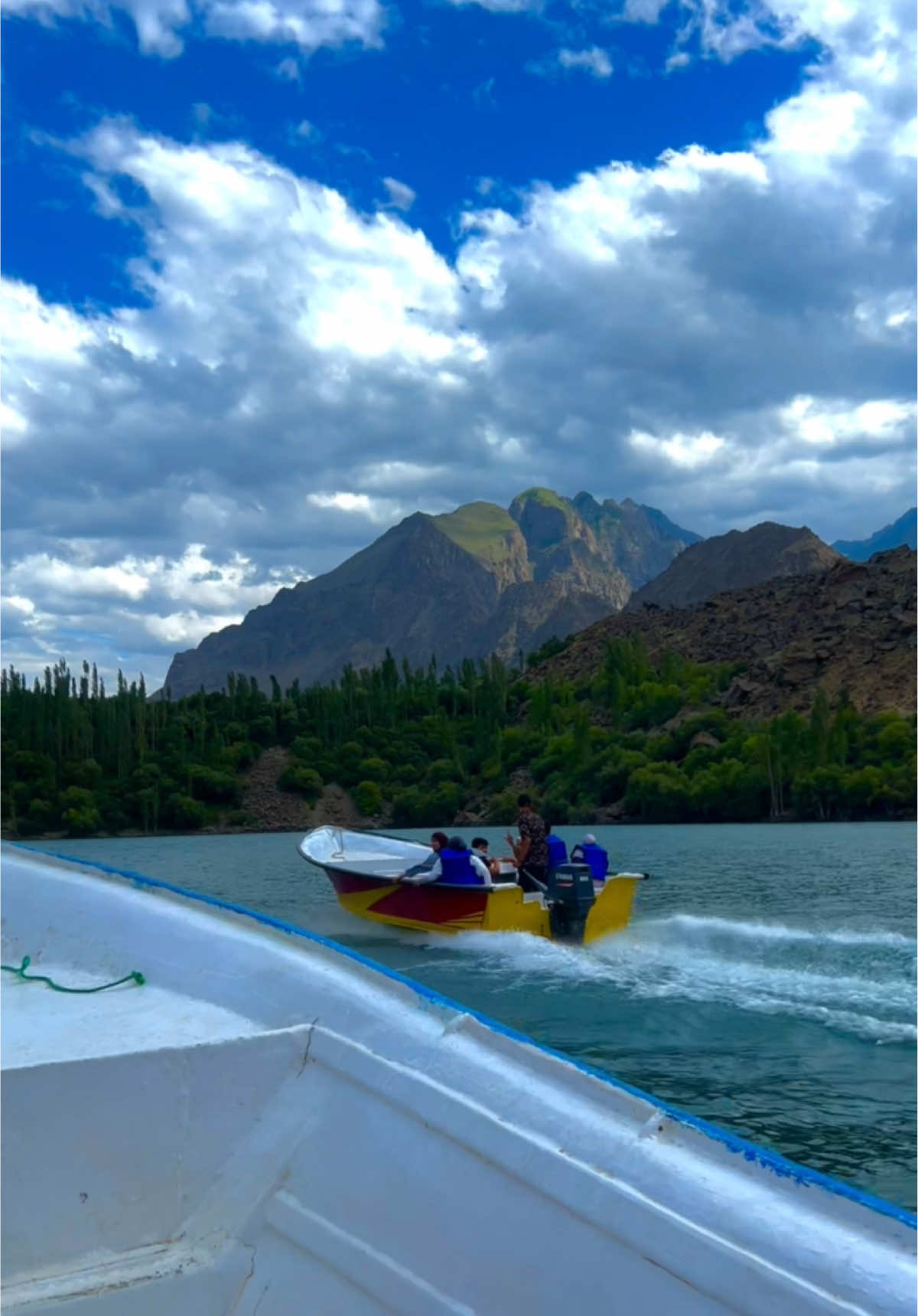 Boating vibes at Upper kachura lake skardu 🏔️❤️😍 𝐏𝐥𝐚𝐧 𝐲𝐨𝐮𝐫 𝐩𝐞𝐫𝐟𝐞𝐜𝐭 𝐜𝐮𝐬𝐭𝐨𝐦𝐢𝐳𝐞𝐝 𝐁𝐲 𝐚𝐢𝐫 𝐭𝐫𝐢𝐩 & 𝐛𝐲 𝐫𝐨𝐚𝐝 𝐭𝐫𝐢𝐩𝐬 𝐭𝐨 𝐝𝐢𝐟𝐟𝐞𝐫𝐞𝐧𝐭 𝐝𝐞𝐬𝐭𝐢𝐧𝐚𝐭𝐢𝐨𝐧𝐬 𝐢𝐧 𝐩𝐚𝐤𝐢𝐬𝐭𝐚𝐧 𝐰𝐢𝐭𝐡 𝐒𝐤𝐚𝐫𝐝𝐮 𝐓𝐨𝐮𝐫𝐢𝐬𝐦 𝐂𝐥𝐮𝐛 Skardu | Hunza | Fairy meadows | Astore minimerg | Naran kaghan     Direct flights available from Karachi - Lahore - Islamabad  & Dubai  1: Family Tours  2: Honeymoon Tours  3: Corporate Tours  4: Group Tours 5: College / university tours  Make memories with your loved ones We are offering affordable packages. Get your quote today.  ⁨WhatsApp us number mentioned in profile  #foryou #foryoupage #unfrezzmyaccount #skardutourismclub #k2adventureclub #goomopakistan 