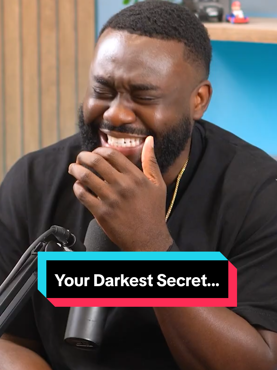 Your Darkest Secret... #shxtngigs #shxtngigspodcast #jamesfuhadpodcast #shxtngigsclips #shxtngigsreacts 