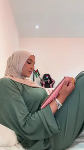 Alors tu l’offre à quelqu’un ou à toi même ?🩵 @ADHANI | Horloge Adhan SIRINE20 