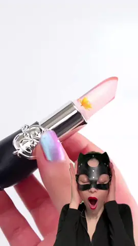 I Tried Crystal Lipstick… It’s Too Pretty to Use! 💄✨ #beauty #cool #gadgets #DIY #tips #testing 