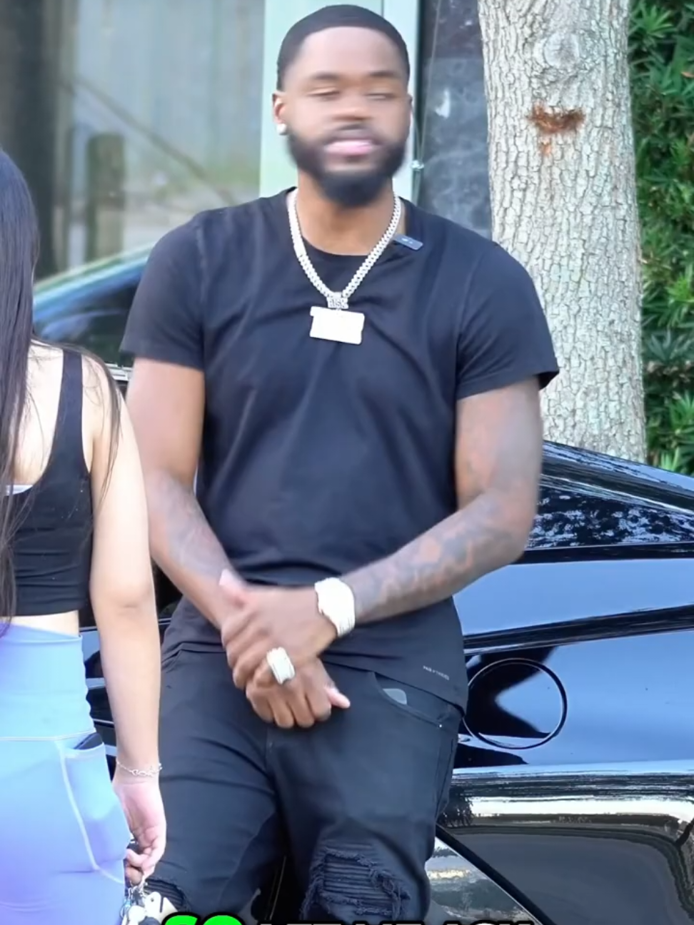 GOLD DIGGERS reject him but tires to win Him back second later 💸💯 #golddigger #golddiggerprank #golddiggergirl #golddiggers #golddiggertest #fyb #foryoupage #trending #viralvideo 
