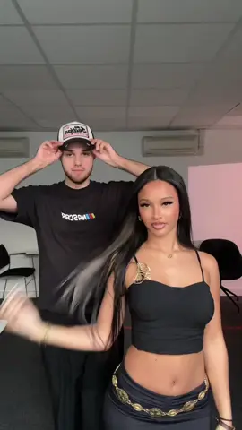 @Sacha 🦦 😂😂
