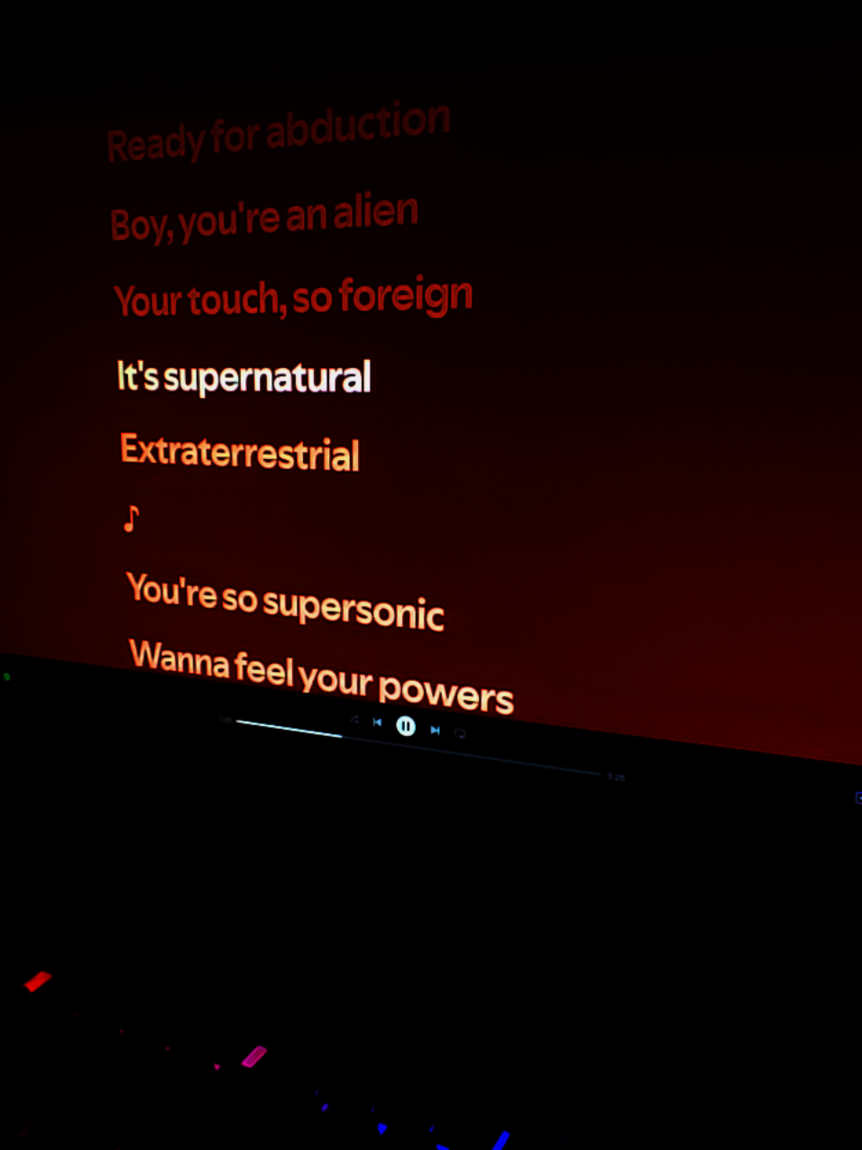 E.T. -Katy  Parry- #song #songs #musica #lyrics_songs #lyrics #musically #musik #powerfulmusic #katyperry 