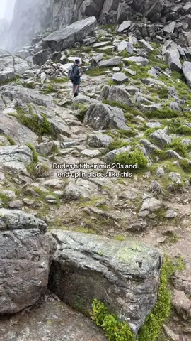 The “easy” hike I tell my mum about 😅🧗‍♂️ #Hiking #hikers #hiketok #hikersoftiktok #hikingszn #hikerslife #climbing #mountains #scrambling #tryfan #ogwenvalley #mid20s #adventure #explore #getoutside #thegreatoutdoors #Outdoors #fyp #foryou #explorepage