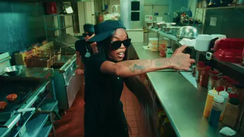 “EATIN” VIDEO OUT NOW FT SHAMAR #fyp #viral #explore #pov #shamar #fendi #eatin 