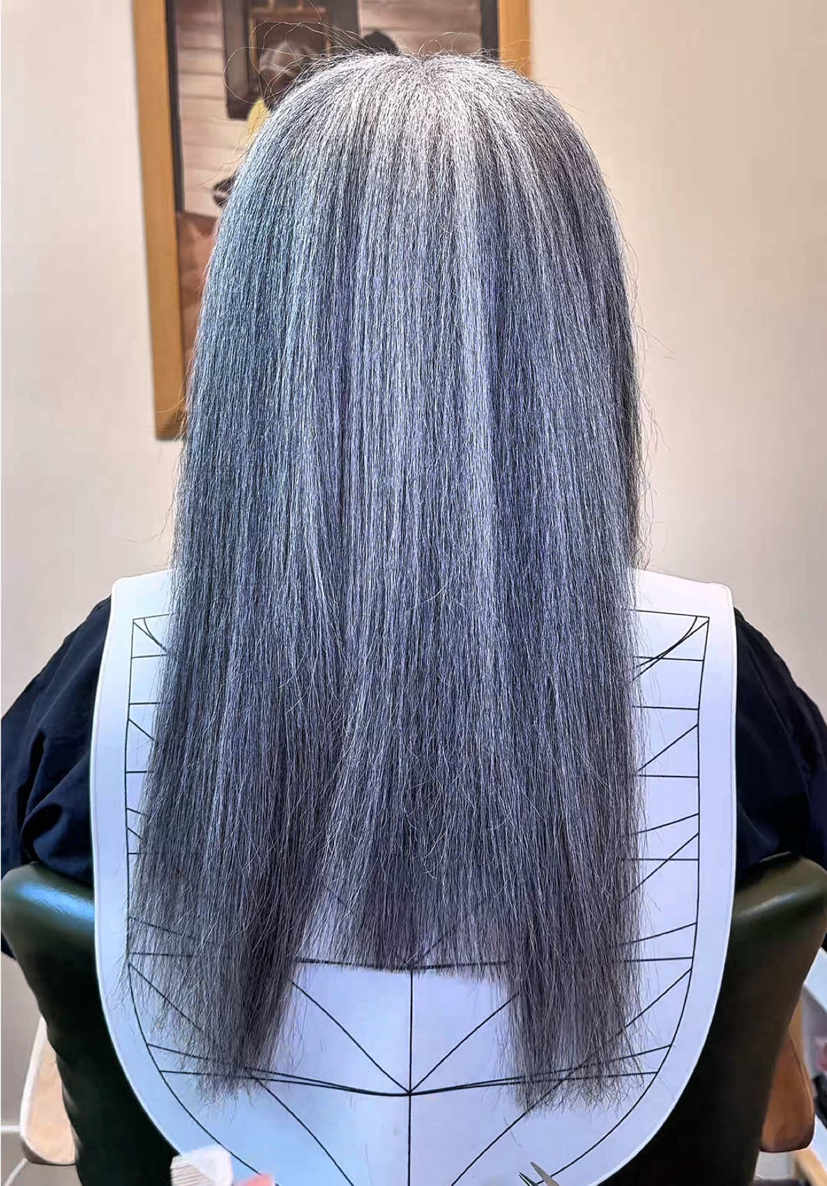 Healthy hair is a process… the journey continues! Thanks @TheArtOfGlam  …because truth be told, I need healthy skin, hair, nails, kidneys, liver, hormones, emotions, fun, finances, friends, lifestyle & etc…  are you catching the vibe yet?  #HealthyAging #HealthyHair #LengthCheck #BigChop #Haircut #Inches #Motivation #Inspiration #AllThingsHealthy 