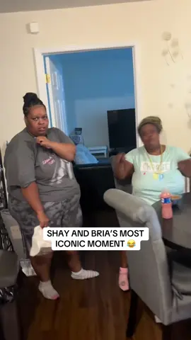 Shay loves her Ariana grande shirt #shayandbria#mentalhealthworld #mymentalhealthworld 