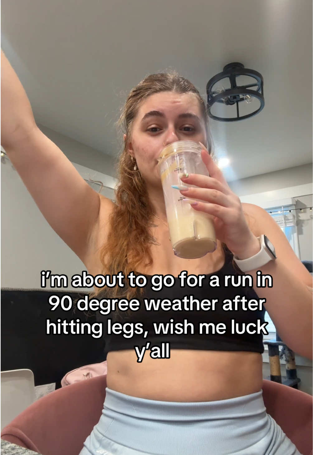 it’s monday i have to start the week of strong 🥲
