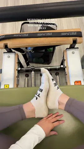 productive monday morning vloggg! spending the day w you so i feel less alone🤍🫶🏼 #morningvlog #morningroutine #dailyvlog #Lifestyle #militarylife #militarytiktok #militarywife #youngwife #satisfying #Vlog #errands #pilates #productivity #productivevlog #comfortcreator #viral 