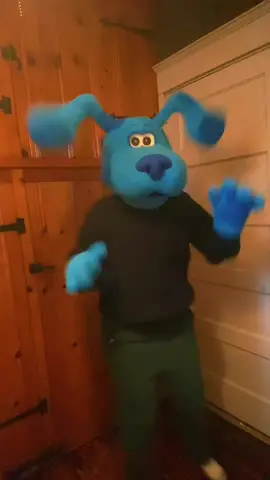 Bow bow !! #bluesclues #fursuit #nostalgia 