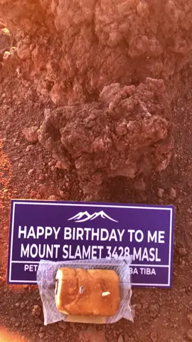Whislist Tercapai✨👏🏻                 #mtslamet3428mdpl #ulangtahun #birthday #fyp #mountain 