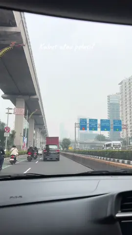 Selasa 12 Agustus 2025 🥹😩  Sampe ga bisa ngebedain ini polusi atau kabut ? 🫣