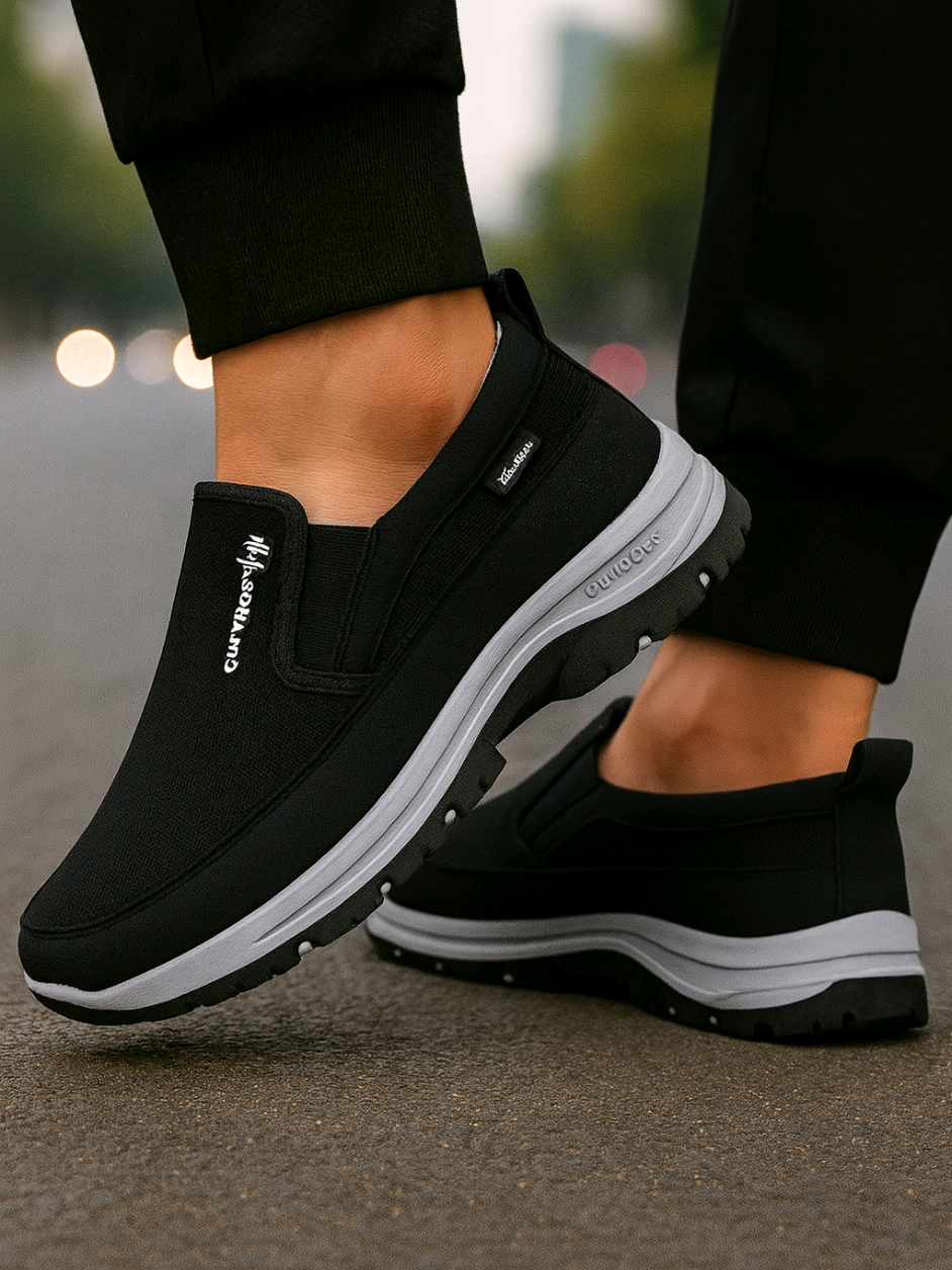 ⚡ Conforto e praticidade em cada passo! Esse sapatênis slip-on é perfeito para o dia a dia, oferecendo leveza, respirabilidade e um design moderno que combina com qualquer look. Disponível em cores versáteis para todos os estilos. 👟✨ #SapatênisMasculino #SlipOn #ConfortoEDesign #EstiloMasculino #CalçadosCasuais #Tendência2025