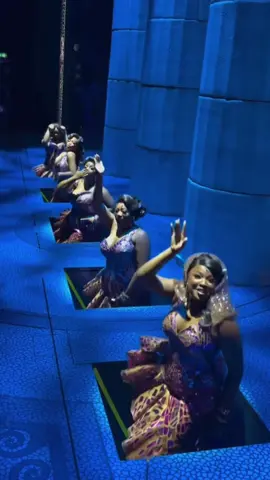 Definitely the coolest opening to an act I’ve ever done ⚡️ #herculesdisney #disney #musicaltheatre #fyp #viral 