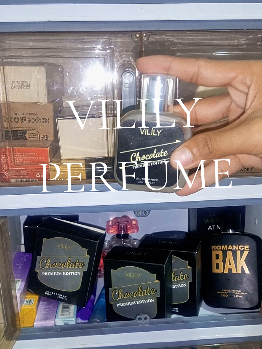 hindi halatang paborito kutong perfume🤭 #vilily #chocolateperfume #perfume #vililychocolatepremiumedition #vililyperfume  VILILY Chocolate Perfume Chocolate perfume Long-lasting perfume Gourmand fragrance Choco blast vanilla Unisex fragrance Chocolate scent Unique perfume scent Daily wear perfume choco mist choco blast cappuccino  latte coffee  vilily choco blast vilily cappuccino  vilily latte coffee  vilily choco mist 