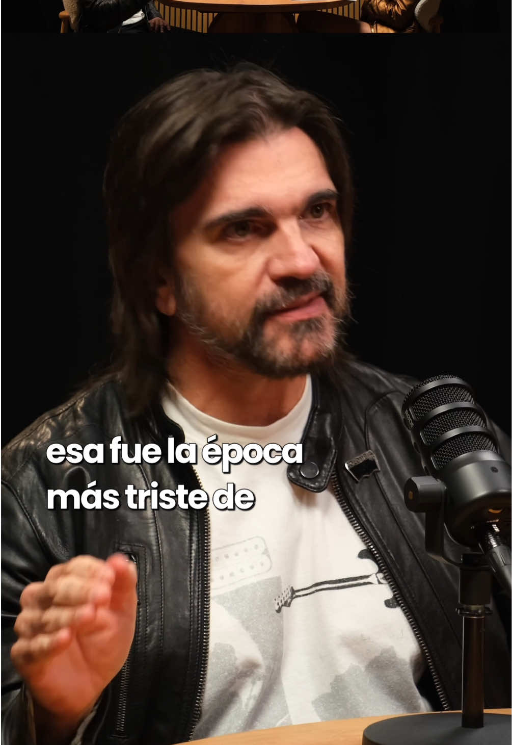 Sígueme aquí 👆 @javieraquiroga para más capítulos de mi podcast Más Que Titulares. En la cima del éxito profesional, Juan Esteban Aristizábal, más conocido como @Juanes realmente pasó por su momento más triste y oscuro.  Y tuvo que parar, lo más valiente que pudo hacer. 