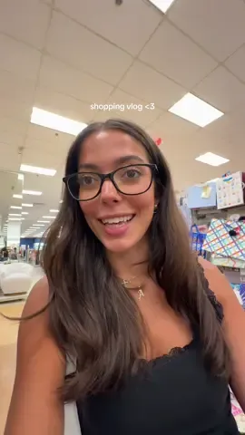 i loveeee me a good shopping day @Marshalls @5below @Homesense #shoppingvlog #sisterday #shopwithme #marshallsfinds #5belowfinds #dormroomshopping #collegeshopping 