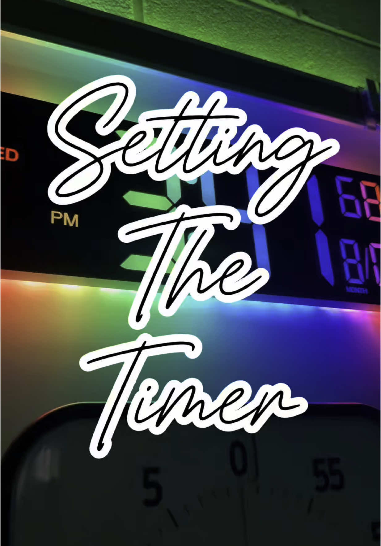 Replying to @michellelmoore28 set the countdown timer easily with the click of a few buttons! ⏰🌈 #tiktokshopcreatorpicks #tiktokshopbacktoschool #teacher #classroom 