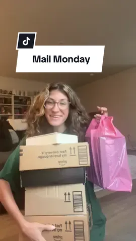Happy mail Monday 🩷 So many good books and my first ever singed books!  @bookishboutiquellc @Author Nicole Blanchard  #BookTok #bookish #books #bookworm #book #bookshopping #bookbuying #romancebooks #fantasy #romantasy #bookmail #bookhaul 