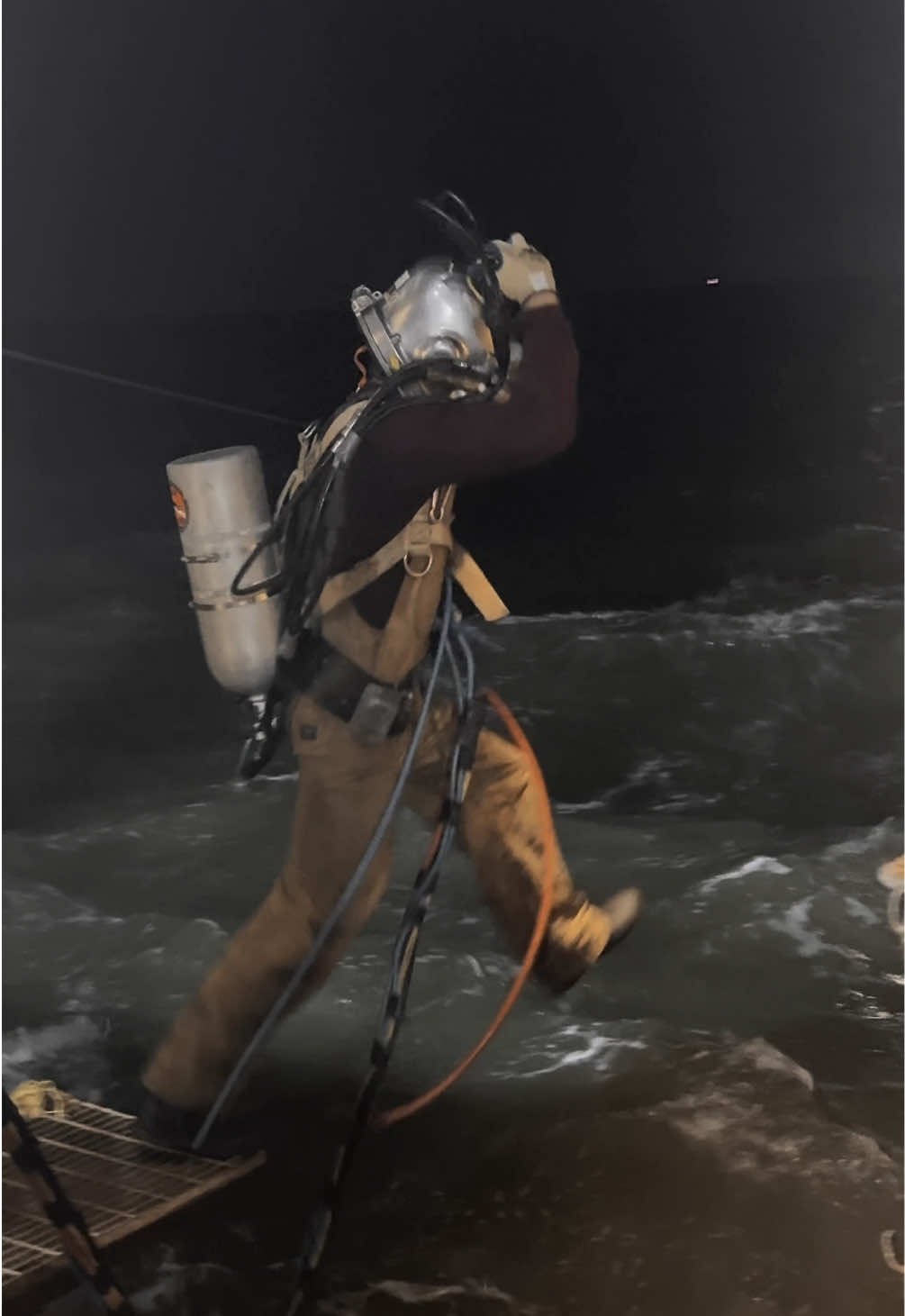 don’t worry it’s past the sharks bedtime.  #offshore #oil #gas #rigs #oilfield #underwater #welder #sharkweek #bluecollar #BookTok #helmet #biketok #motivation #money #football #season #hurricane #work #gym #fyp #foryou #foryoupage #fashion 
