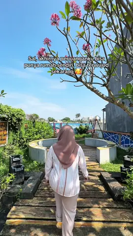 Rasanya seseneng itu ternyata bisa punya rumah sendiri walaupun secara KPR tapi justru itu yang buat aku mudah punya rumah di usia muda Buat kamu yang lagi cari rekomendasi rumah langsung ajah hubungi nomor di bio yaa 😊 #rumahidaman #rumahmurah #rumahminimalis #rumah 