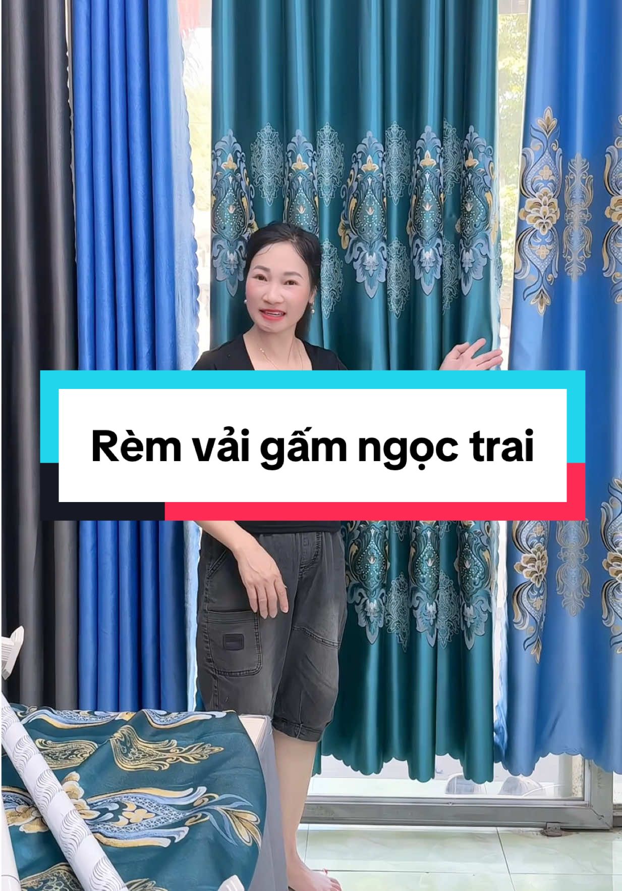 Nhà bác nào có cửa kính không ạ. Shop Rèm Màn Hiền Đông #remvaigam #remgamcaocap #remchenang #remche #xuhuong #xuhuongtiktok #thinhhanh #thinhhanhtiktok #tiktokshop #remmanhiendong 