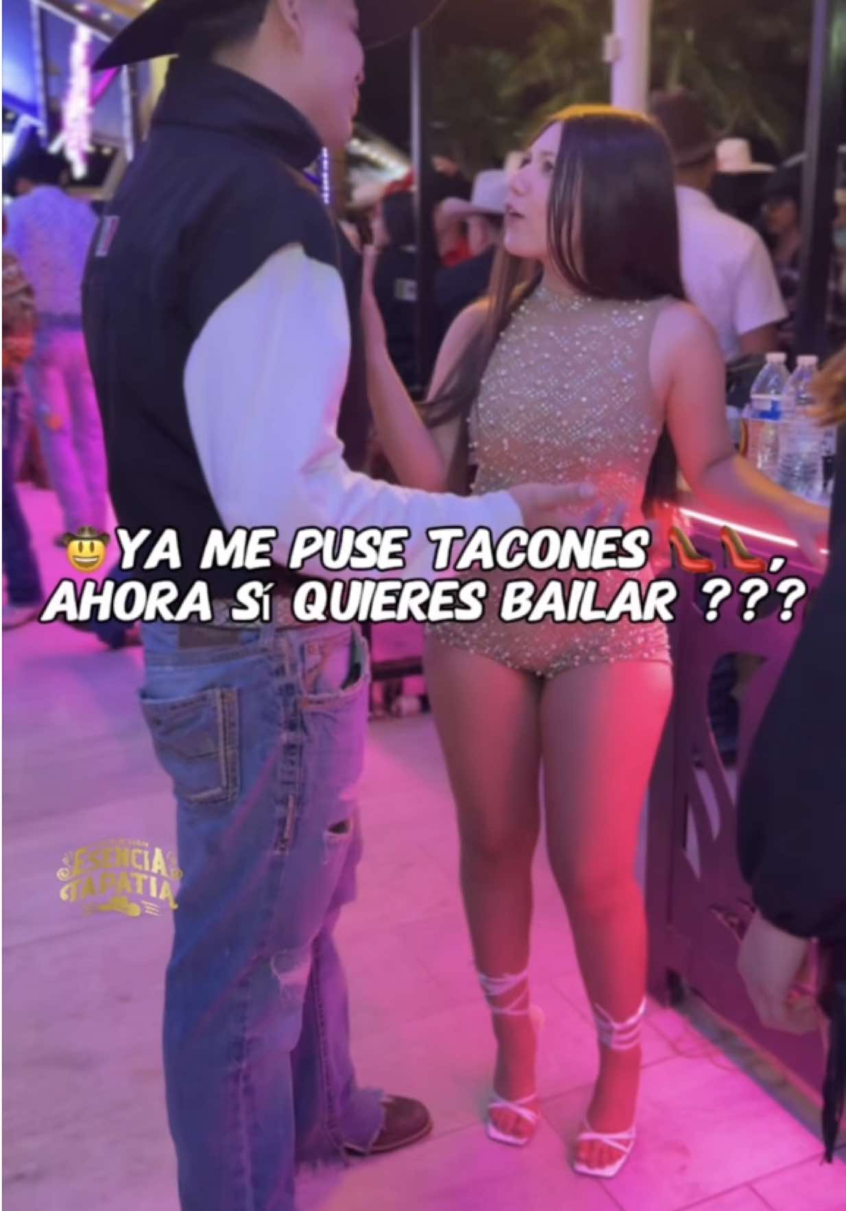 🤠Ya me puse tacones 👠👠, ahora sí quieres bailar conmigo ??? #huapangos #norteñas #vaquero #tacones #Bonita #mujer #huapango #sacrificio #parati #jaripeo @LaKumbreConK