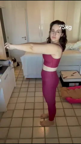A diferença de 10kg no seu corpo queria ter videos quando eu tava com 95, mas eu n registrei quase nada do inicio do processo, faltam mais 10 pra bater minha meta 💪🏻 #emagrecimento #antesedepois 