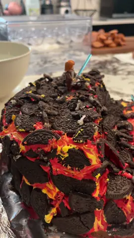 Best birthday cake #fyp #zyxcba #starwars#anakinskywalker #cake  
