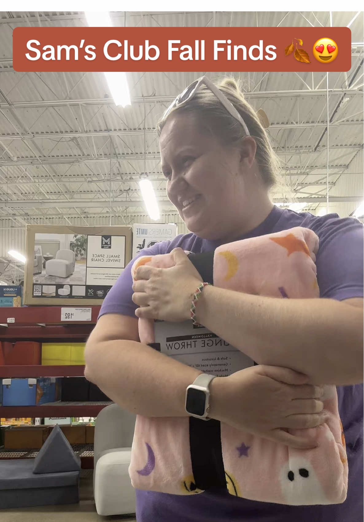 @Sam’s Club… you’ve outdone yourself with the fall decor this year 🍂😍 I wasn’t ready to shop this early, but here we are 🤭 #SamsClub  #SamsClubFinds #FallDecor #FallVibes #HomeDecor 
