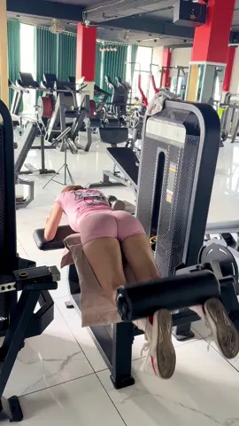 Thể dục buổi sáng 🌤️#vuivemoingay❤️ #vuicungtiktok❤️❤️ #gymmotivation🏋️‍♀️ #luyentapmoingay #gymgirlsoftiktok #gymmemes #gymhacks #gymgirltiktok #gymmotivation #thehinhvietnam #gymshark #GymTok #gym #gymbro 