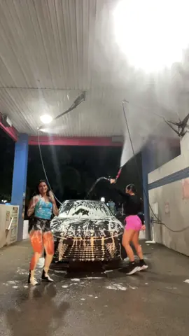 After gym vibes 🤪 @Edith Gonzalez ♡♡♡  #carwash #fyp #trending 