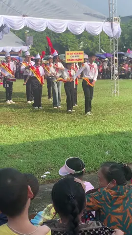 Kết bạn liên đội trưởng