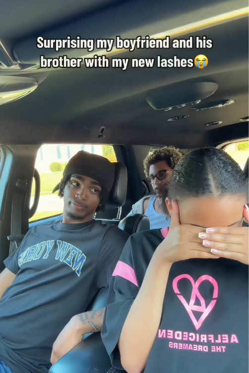 Long eyelash prank 👀#funny #funnypet #Love #usa #ineresting #tiktok #usa🇺🇸 #fyp #haha 