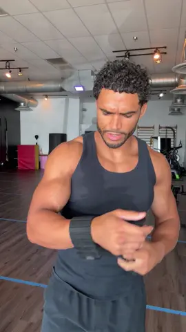 This is probably gonna take my shoulder conditioning to the next level #Fitness #FitnessEquipment #HomeGym #TikTokShop #DealAlert #BackToSchool