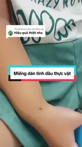 Trả lời @Orry nè Miếng dán tinh dầu này thơm mà muỗi sợ thiệt nha mấy bà  #miengdantinhdauxuamuoi #embe #mevabe 