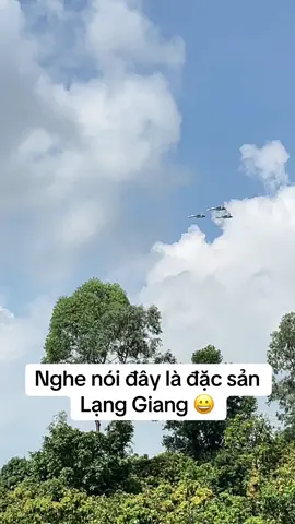 Còn lúc bay liền 5 chiếc siêu đẹp mà không kịp quay 😅#huongtichcuc #Vlog #spahuongnguyen 
