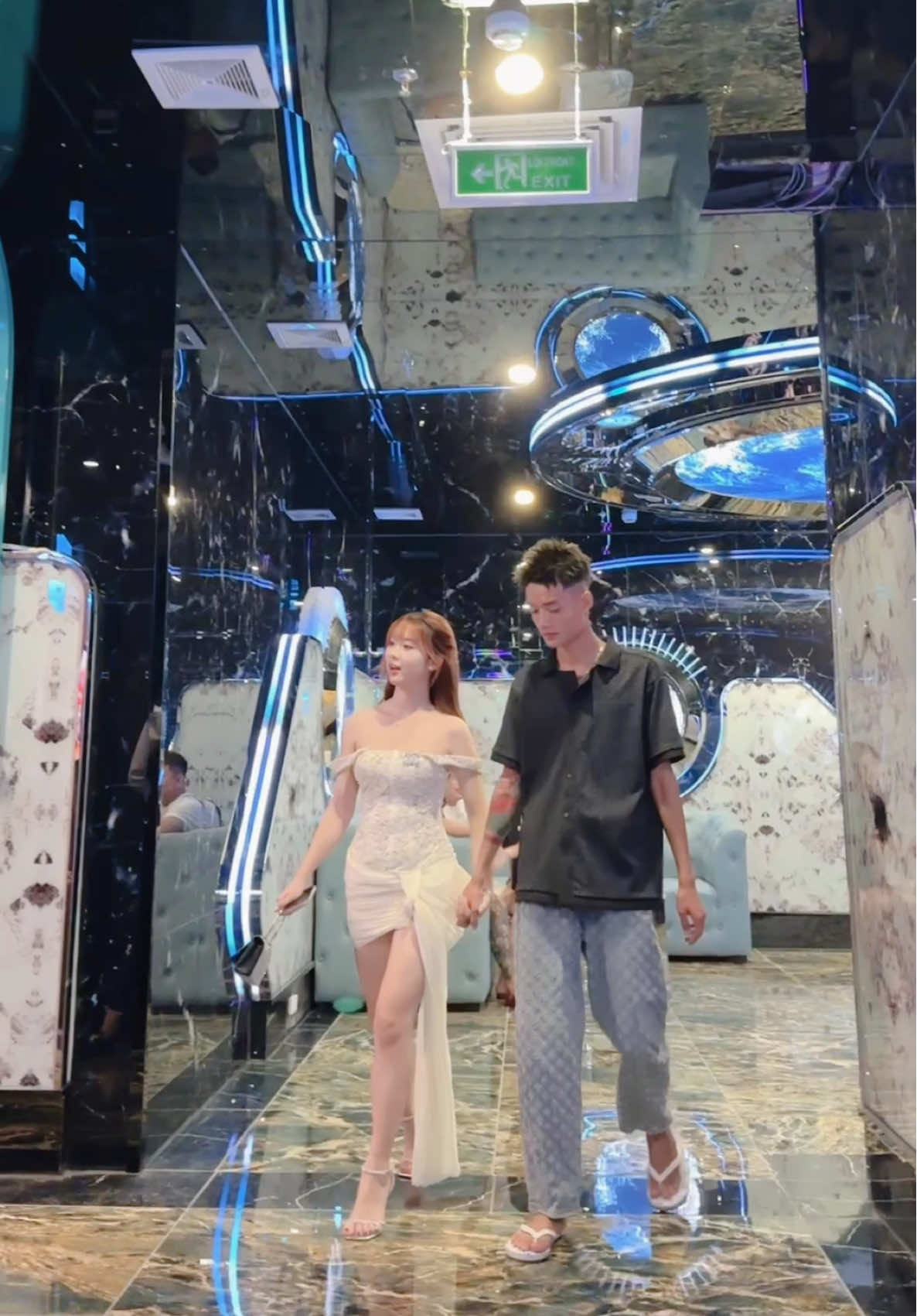 Đi Đâu Cũng Mang Vợ Đi Theo Kể Cả Những Cuộc Vui❤️#xuhuong #xuhuongtiktok 