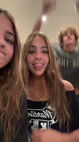 bestfriends @Cesar @leah 