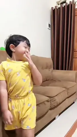 Habis ngeledek mami, eh ngadu ke mami 😭🤣 @ABEABEABE  #abe #abedaily #abecekut #anaklucu #4u #masukberanda #fypシ゚viral #fypage #papiabe #mamiabe 