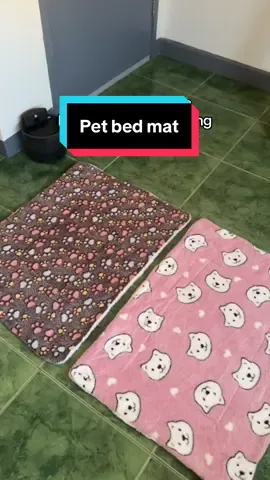 Cucute ng designs and ang soft ng pet mat na to 🥰 #dogsoftiktok #shihtzu #petbed #petbedmat #dogbed 