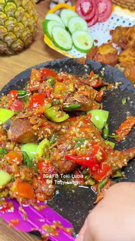 Ayam lengkuas sambal pecak  #sambalpecak #ayam #masakansimple #masakan #masakanrumahan 