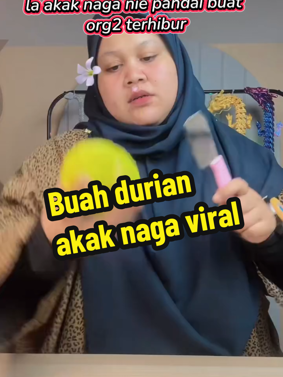@kakak naga mai dengan mainan baru pulak. #akaknaga #akaknagacomel#trendingmalaysia #beritaditiktok #masukberada 