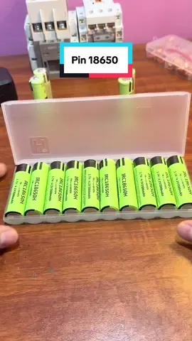 Pin 18650 #pin #lithium #lithiumbattery #pin18650 #pin18650giare #18650battery #18650batterypack #pindungluongcao #pinsac #pinsacduphong #pinsaclai #xuhuong 