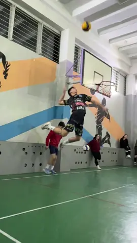 Я Либеро 😉 #комент #volleyball #либеро #алматы #fyp 