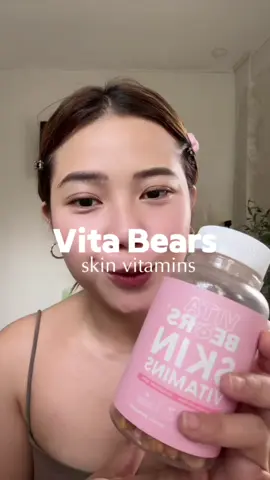 Starting the day with fresh & glowing skin with vitabears skin vitamins🥹✨🤍 #vitabears  #skinvitamins #gummiesvitamin 