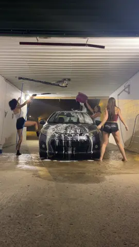 come to our car wash #fypシ゚viral #fyp #foryou #throwingitback #onthisday #carwash #ontopofcars #trend @Icie Carpenter @hayden 