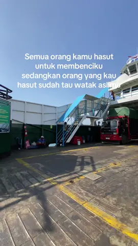 Yo cuma di guyu😝🤪