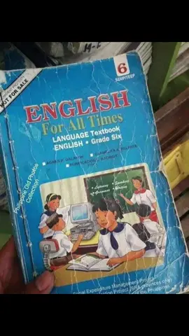 Ito yung mga aklat na naabutan natin noon ☺️ hindi lang sya basta aklat para sa atin dahil naging bahagi rin sya noon ng kabataan natin ❤️ naisoli mo naman ba mga aklat mo noon? HAHAHAHAHA #batang90smemories #batang90s #oldbutgold #oldbooks #oldphotograph 
