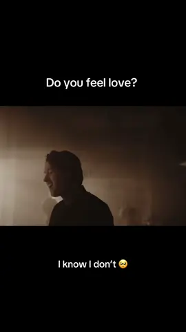@Bad Omens 🖤 on repeat 🥺#badomens #specter #newsong #noahsebastian #fyp 